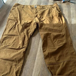 Mountain Hardwear Hiking Walking Trail Pants Khaki 40/50 x 30